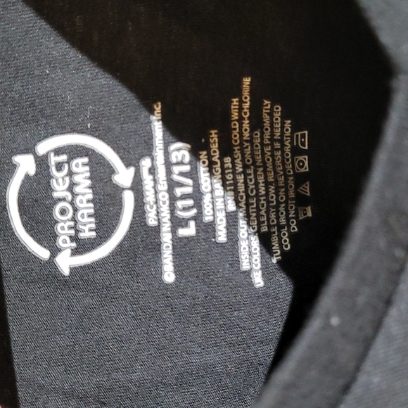 Pac-man Gamers, vintage cute V-neck tshirt. - Picture 5 of 7